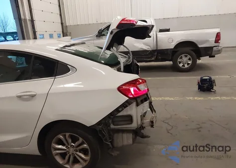 2019 Chevrolet Cruze Lt z USA, uszkodzony, nr VIN 1G1BE5SM3K7122491